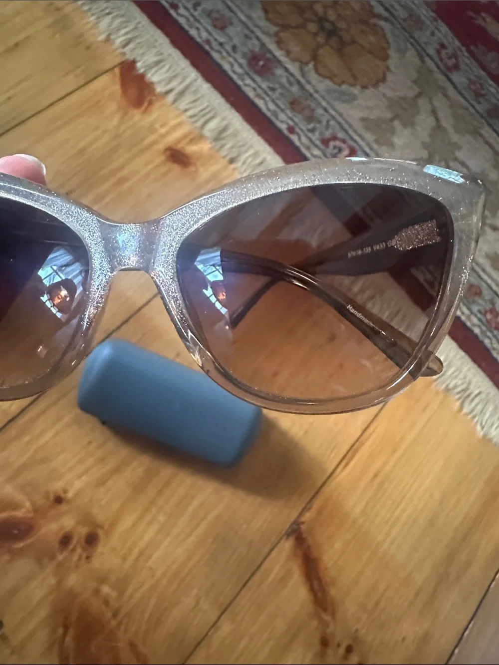 Vera Wang Cat Eye Sunglasses in Sparkling Gold with Brown Lenses